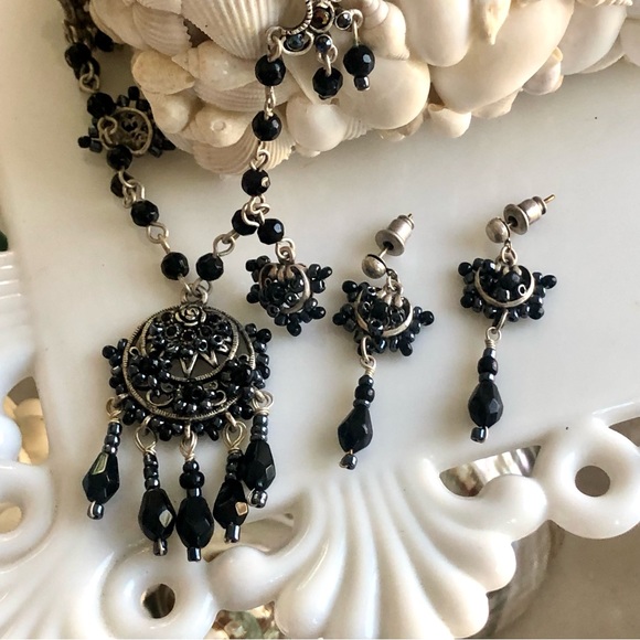 New! Black Beaded Victorian Necklace + Earrings - Picture 4 of 6